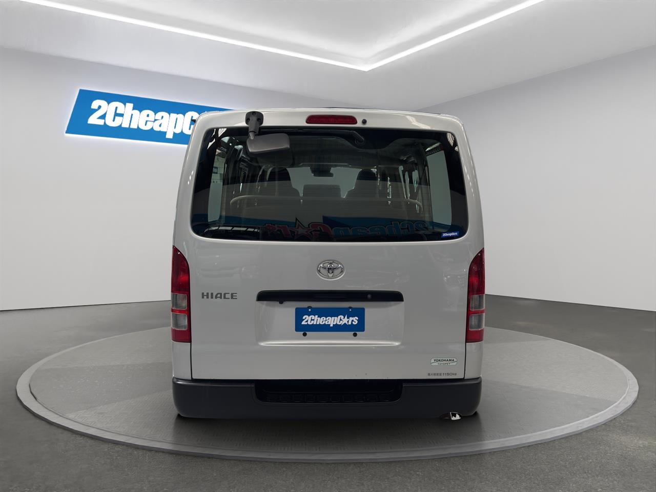 2019 Toyota Hiace 2.8 Diesel Auto Van 8 Seater .