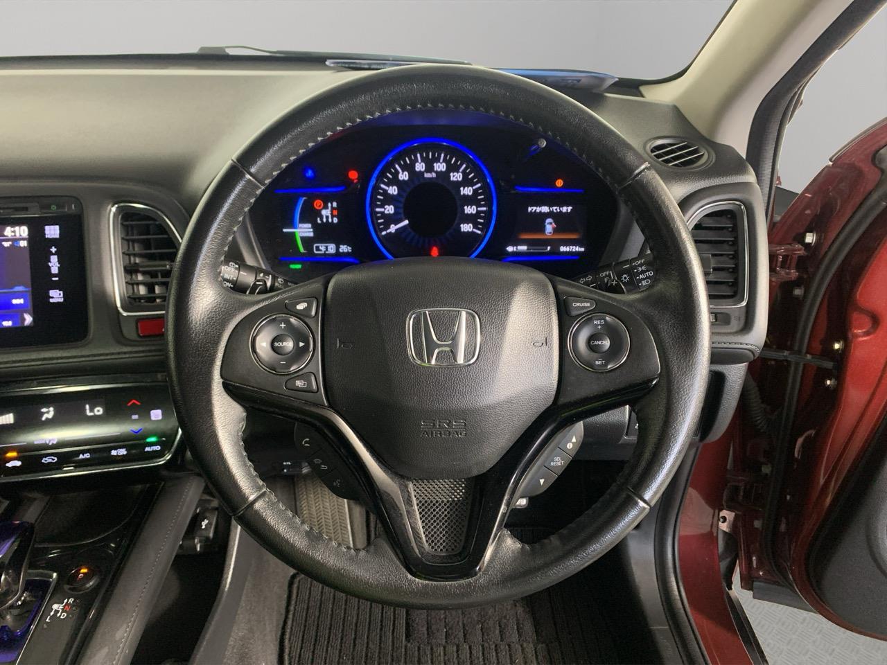 2015 Honda Vezel HYBIRID X Hatchback CRUISE CONTROL + HEATED SEATS + REVERSING CAMERA