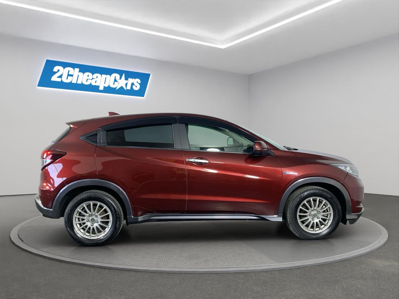 2015 Honda Vezel HYBIRID X Hatchback CRUISE CONTROL + HEATED SEATS + REVERSING CAMERA