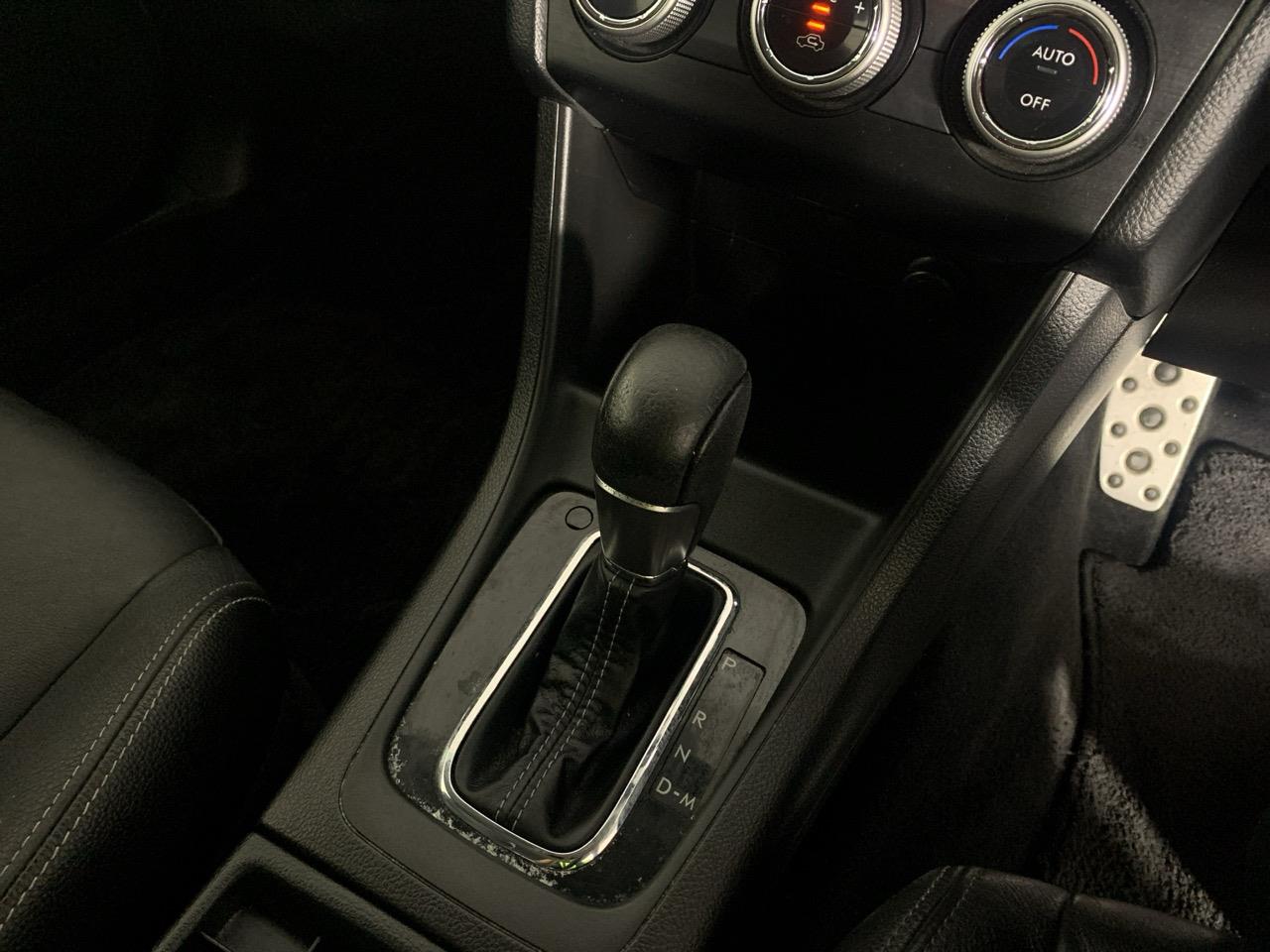 2014 Subaru XV HYBRID 2.0 L EYESIGHT AWD RV/SUV AWD + REVERSING CAMERA + CRUISE CONTROL