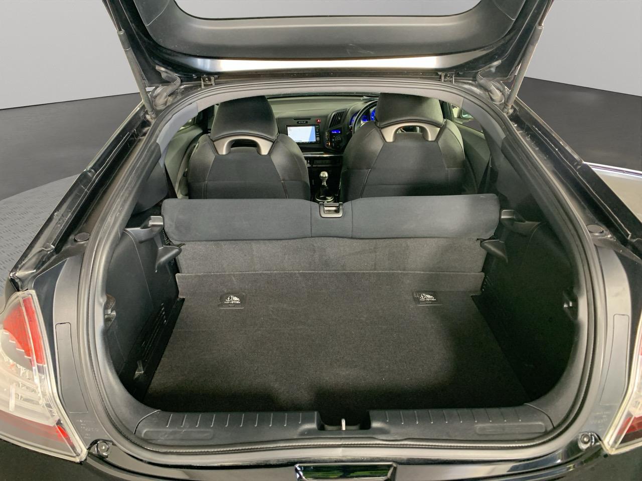 2012 Honda CR-Z Alpha Black Label Coupe CRUISE CONTROL + REVERSING CAMERA