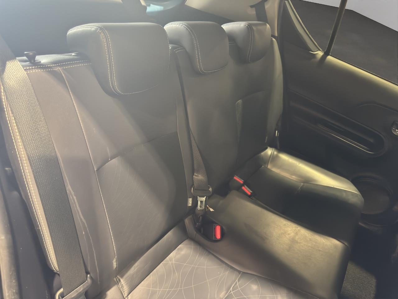 2014 Toyota Aqua G Balck Soft Leather Selection Hatchback SMART KEY + GREAT FUEL EFFICIENCY + LEATHER SEATS