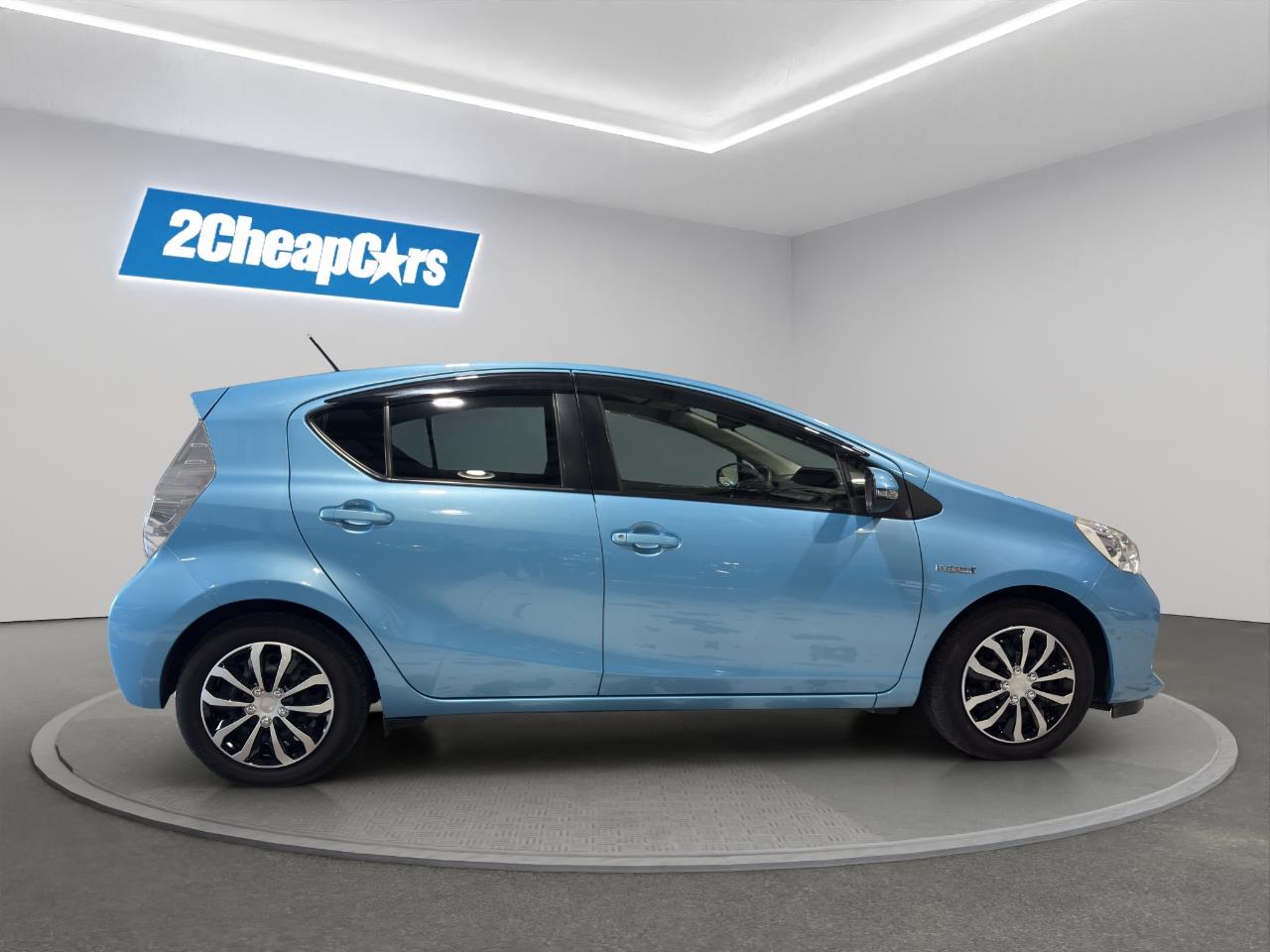 2014 Toyota Aqua G Balck Soft Leather Selection Hatchback SMART KEY + GREAT FUEL EFFICIENCY + LEATHER SEATS