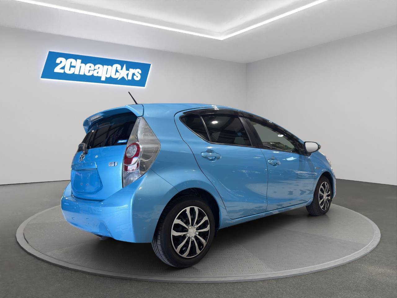2014 Toyota Aqua G Balck Soft Leather Selection Hatchback SMART KEY + GREAT FUEL EFFICIENCY + LEATHER SEATS