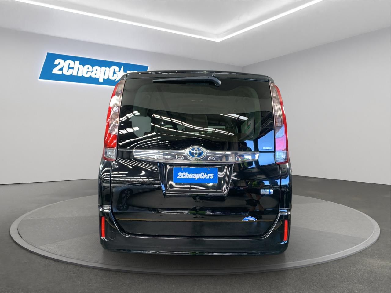 2015 Toyota Noah Hybrid G People Mover CRUISE CONTROL + POWER SLIDING DOORS  