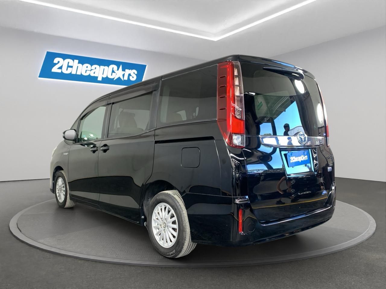 2015 Toyota Noah Hybrid G People Mover CRUISE CONTROL + POWER SLIDING DOORS  