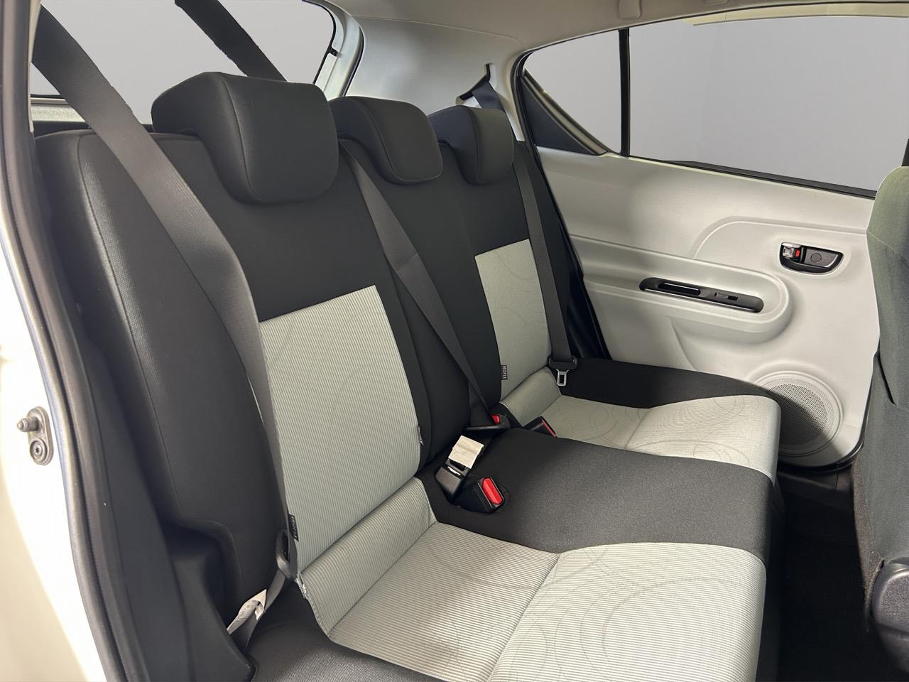 2012 Toyota Aqua S Hatchback SMART KEY + REVERSING CAMERA + HEATED SEATS