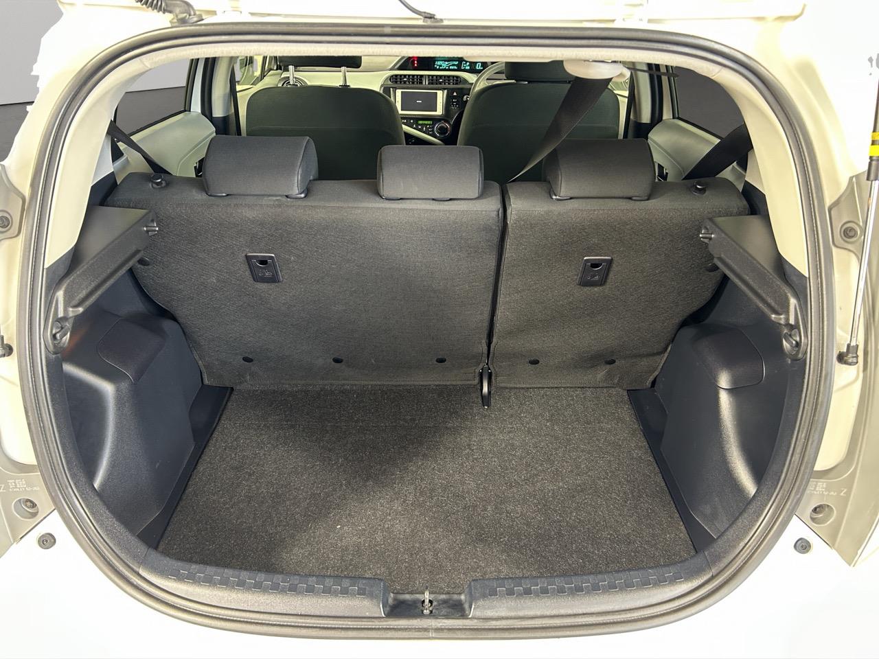 2012 Toyota Aqua S Hatchback SMART KEY + REVERSING CAMERA + HEATED SEATS