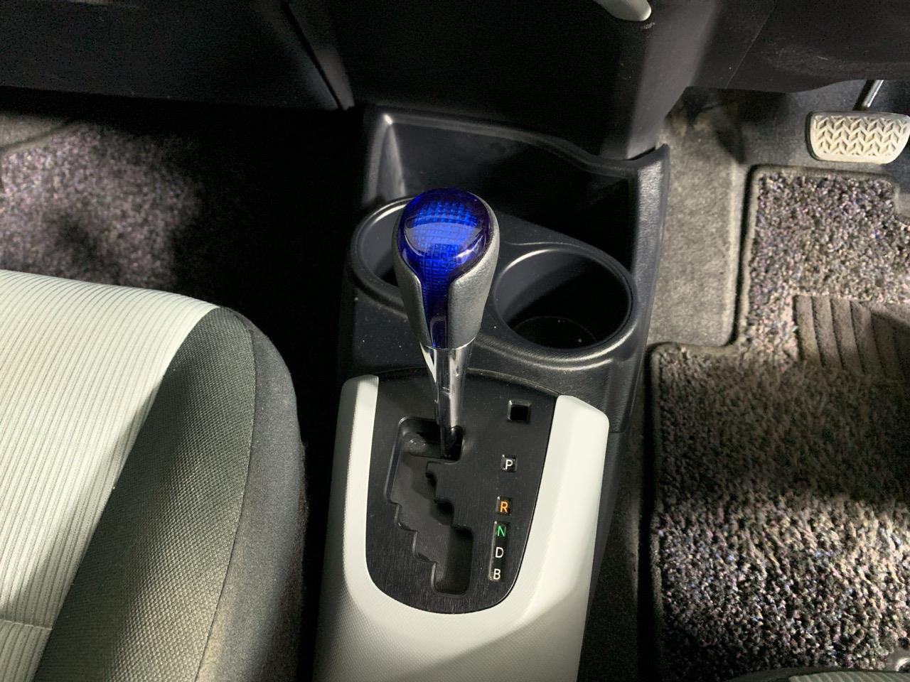 2014 Toyota Aqua S Smart Entry Package Hatchback REVERSING CAMERA + PUSH BUTTON START + AUTO LIGHTS