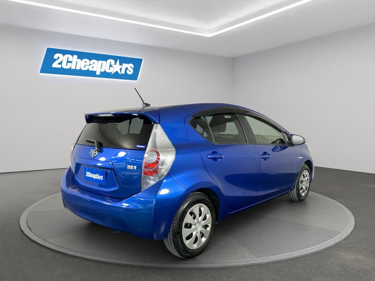 2014 Toyota Aqua S Smart Entry Package Hatchback REVERSING CAMERA + PUSH BUTTON START + AUTO LIGHTS