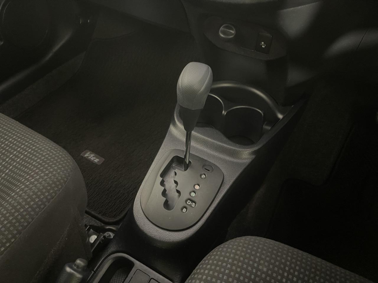 2015 Toyota Vitz Yaris S Hatchback LOW KM + GREAT FUEL EFFICIENCY