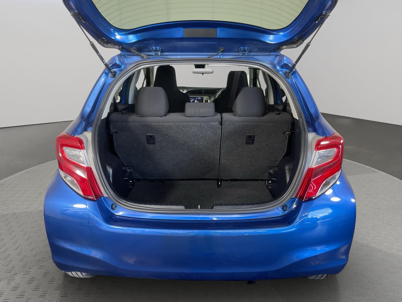 2015 Toyota Vitz Yaris S Hatchback LOW KM + GREAT FUEL EFFICIENCY