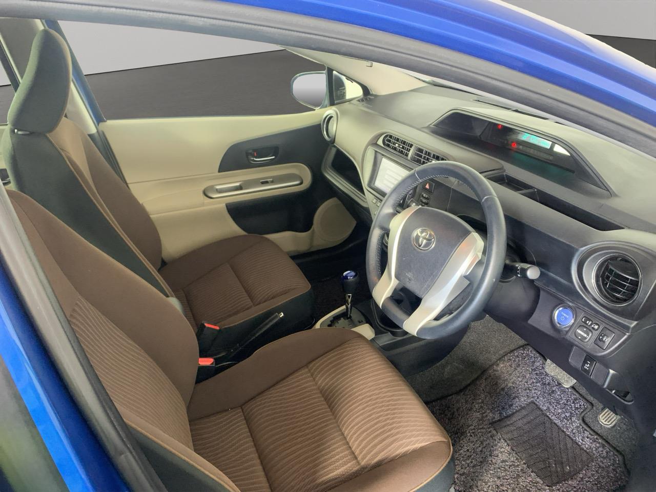 2013 Toyota Aqua G Hatchback LOW KMS + REVERSING CAMERA + PUSH BUTTON START