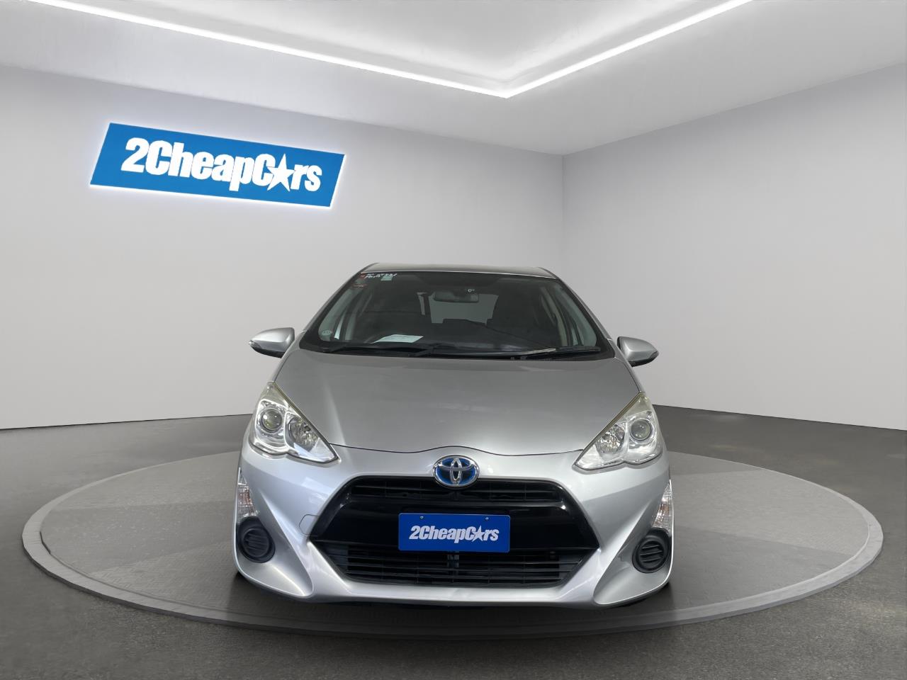 2015 Toyota Aqua Facelift Model G Hatchback REVERSING CAMERA + PUSH BUTTON START + AUTO LIGHTS