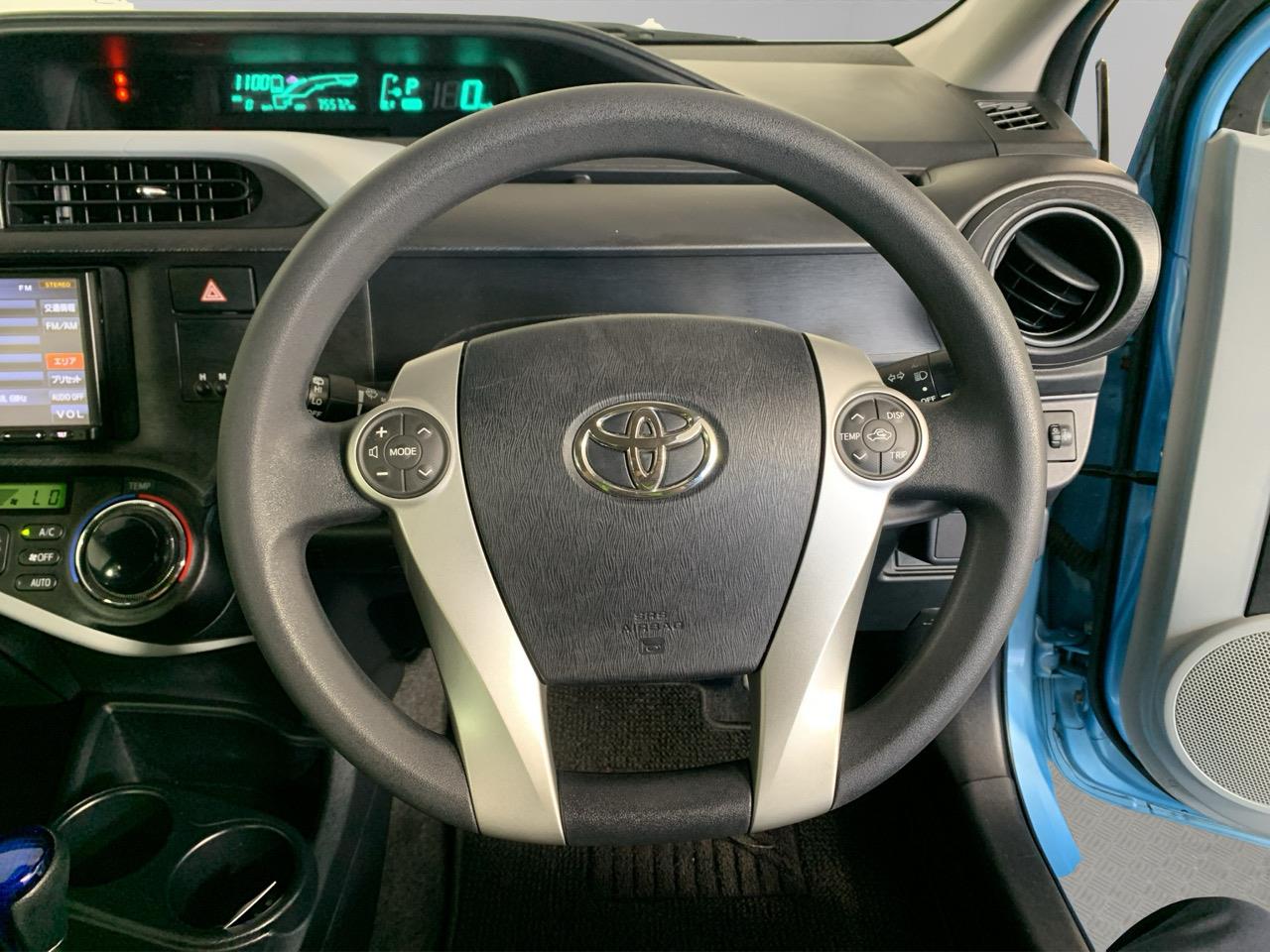 2013 Toyota Aqua G Hatchback PUSH SRART + AUTO LIGHTS + REVESING CAMERA