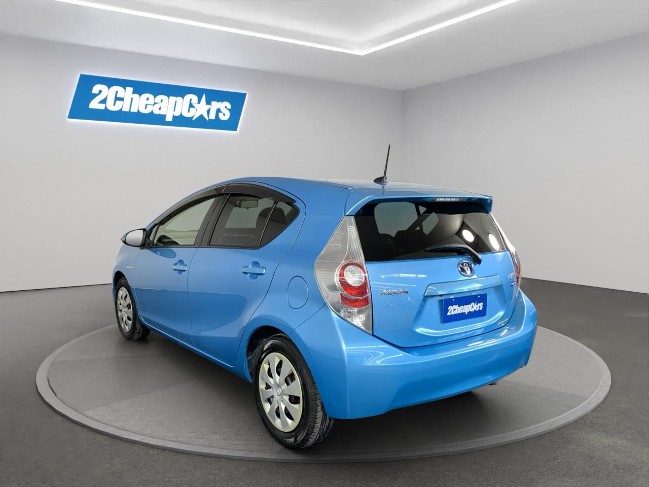 2013 Toyota Aqua G Hatchback PUSH SRART + AUTO LIGHTS + REVESING CAMERA