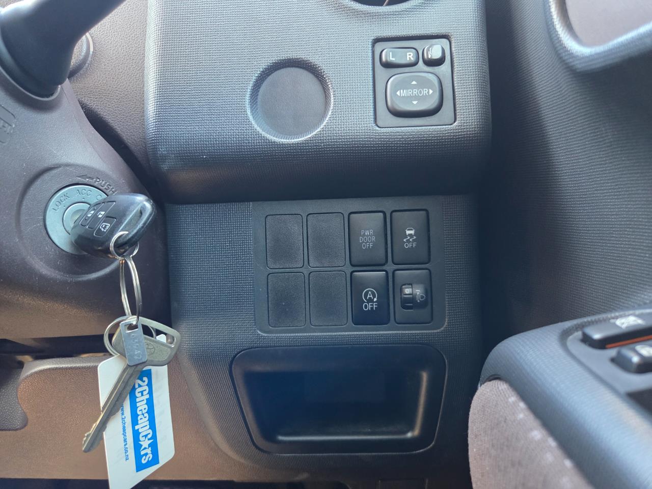 2014 Toyota SPADE X Hatchback POWER SLIDING DOOR + GREAT SPACE