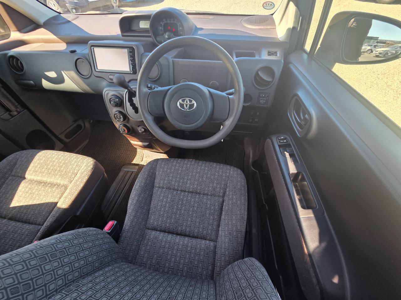 2014 Toyota SPADE X Hatchback POWER SLIDING DOOR + GREAT SPACE