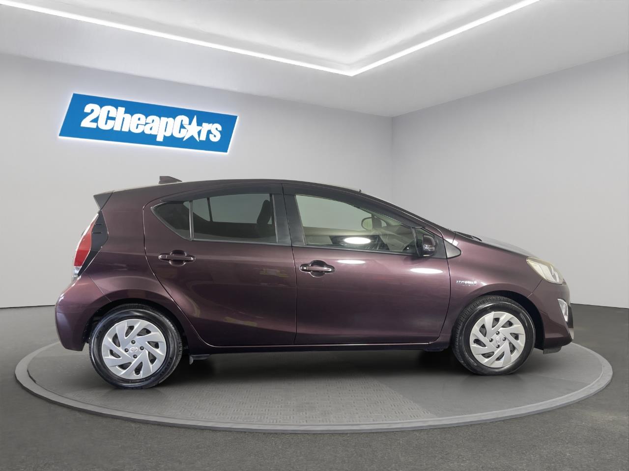 2016 Toyota Aqua G Black Leather Hatchback LEATHER SEAT+HEATED SEAT+CRUISE CONTROL+PUSH START