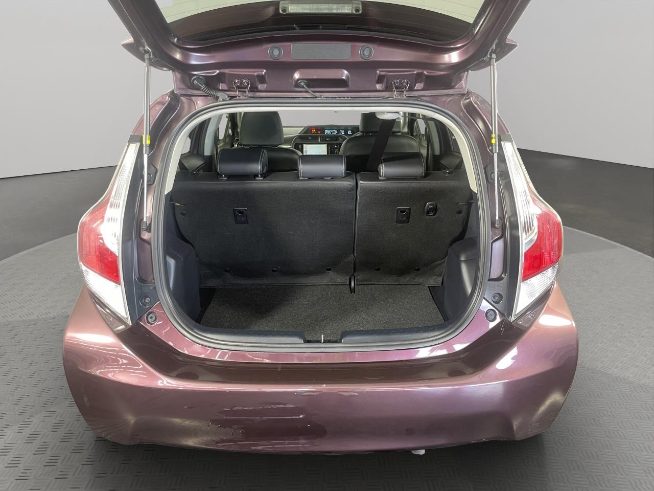 2016 Toyota Aqua G Black Leather Hatchback LEATHER SEAT+HEATED SEAT+CRUISE CONTROL+PUSH START