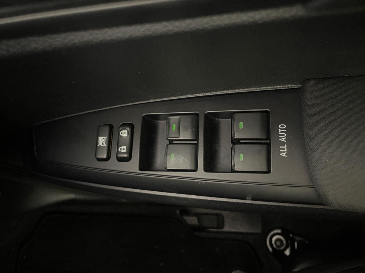 2015 Toyota Corolla Fielder Hybrid Station Wagon REVERSING CAMERA + GREAT FUEL EFFICIENCY