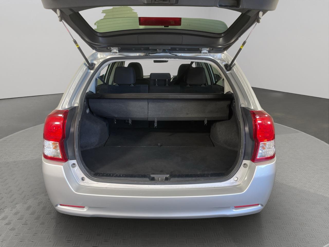 2015 Toyota Corolla Fielder Hybrid Station Wagon REVERSING CAMERA + GREAT FUEL EFFICIENCY