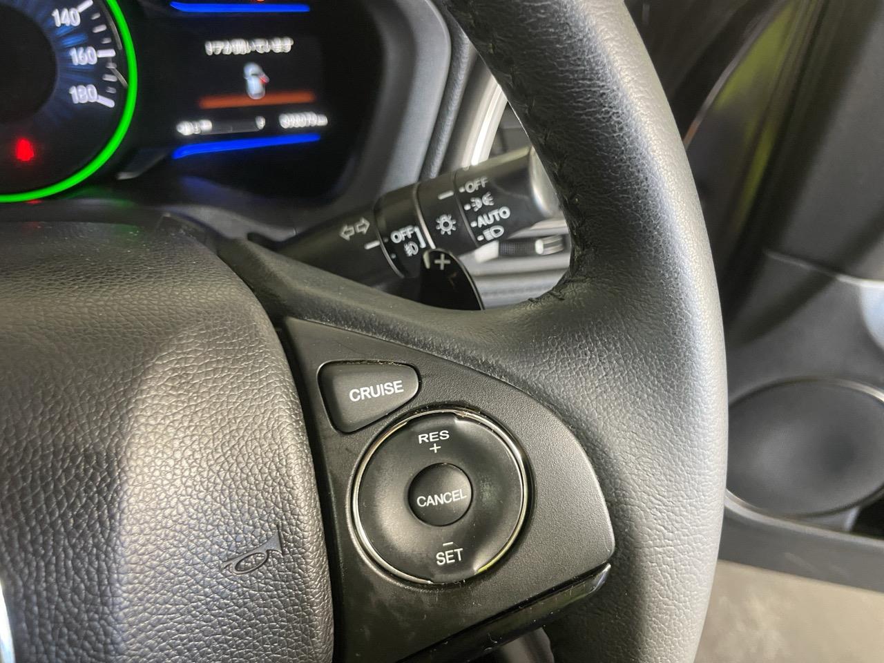 2014 Honda Vezel HYBIRID X RV/SUV REVERSING CAMERA + CRUISE CONTROL + PADDLE SHIFT