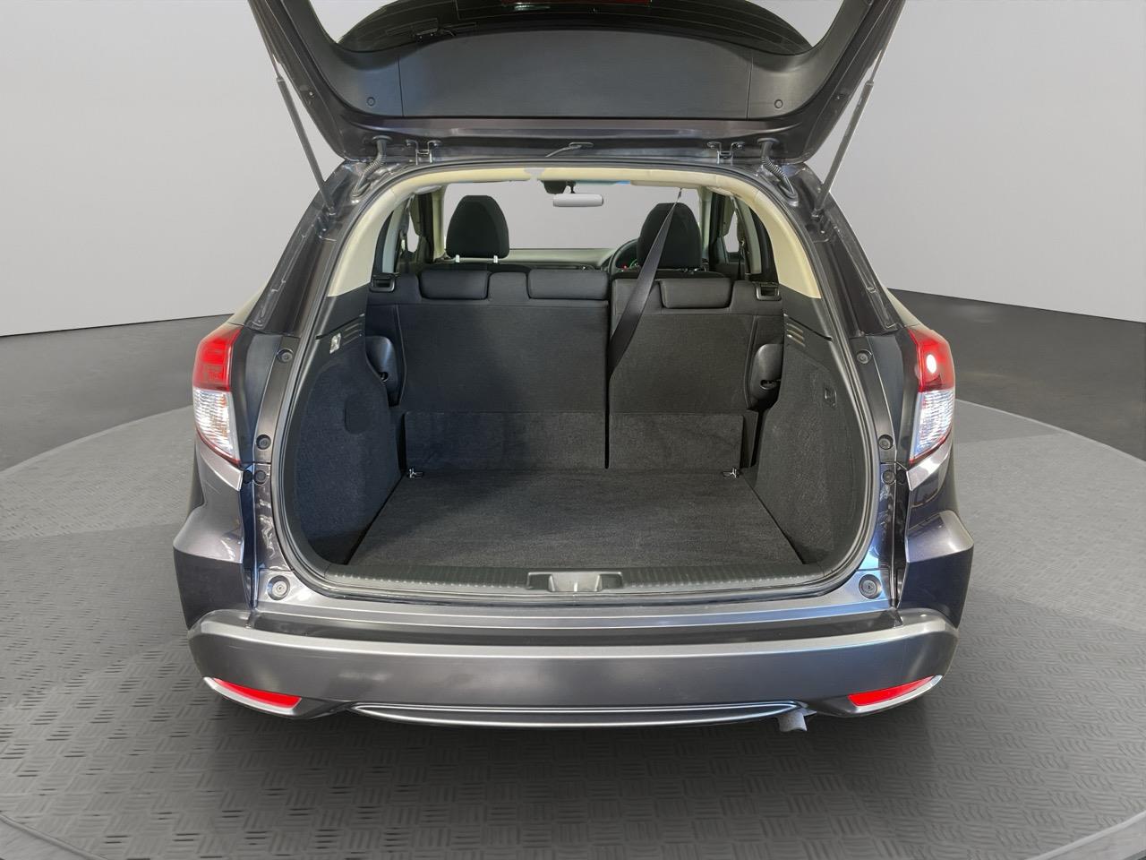 2014 Honda Vezel HYBIRID X RV/SUV REVERSING CAMERA + CRUISE CONTROL + PADDLE SHIFT