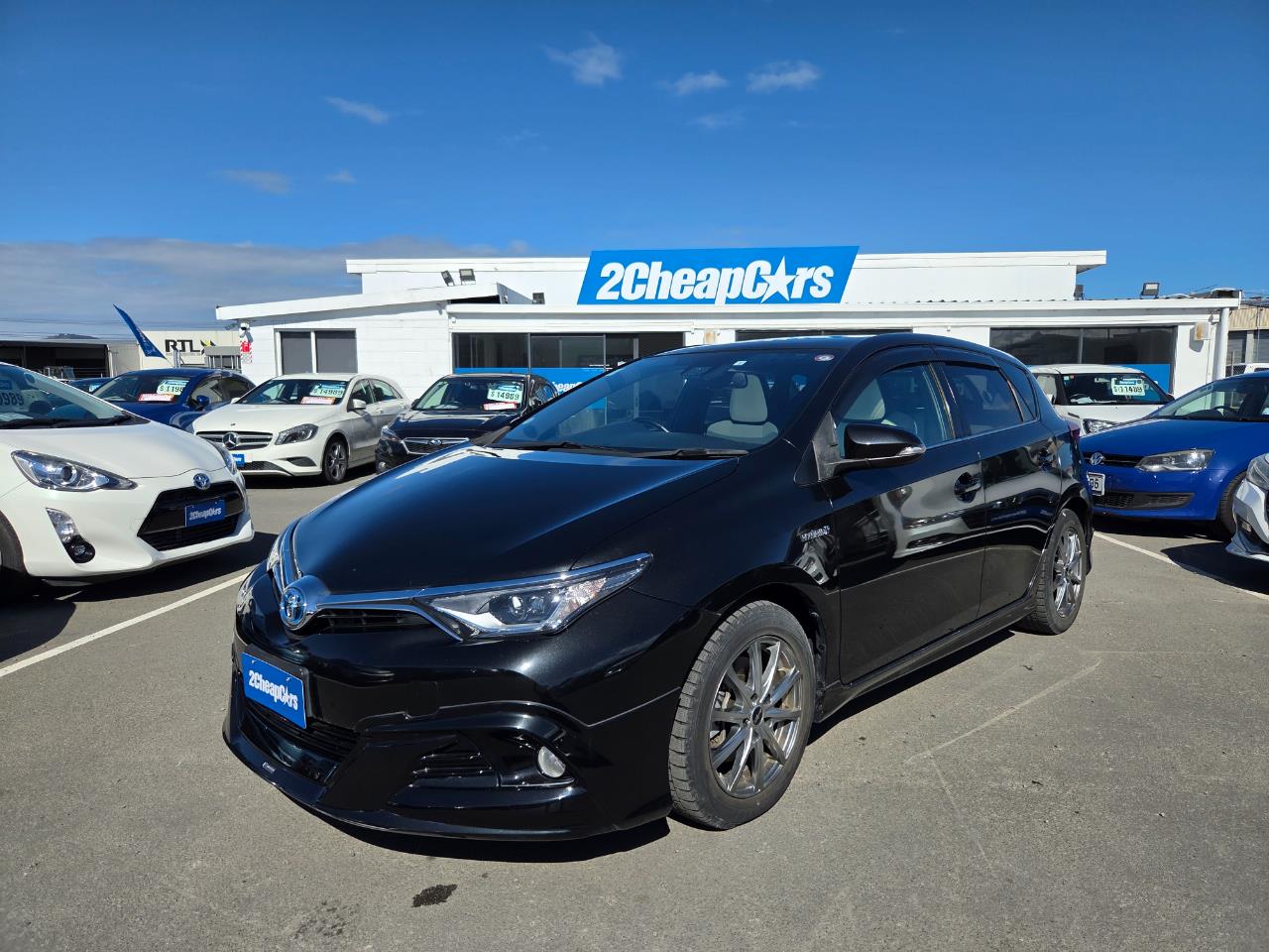 2016 Toyota Auris Corolla Hybrid Hatchback
