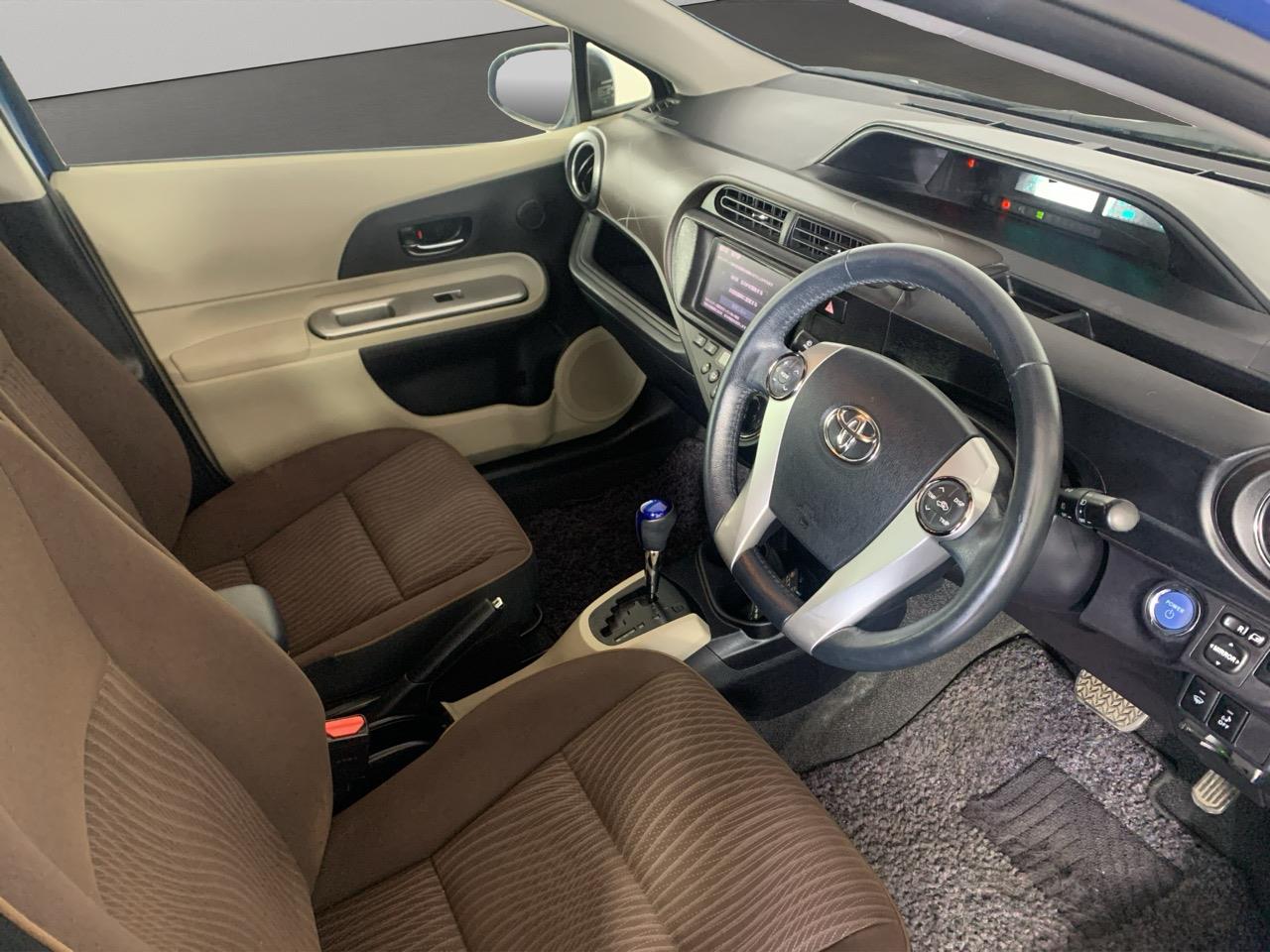 2013 Toyota Aqua G Hatchback REVERSING CAMERA + PUSH BUTTON START + AUTO LIGHTS