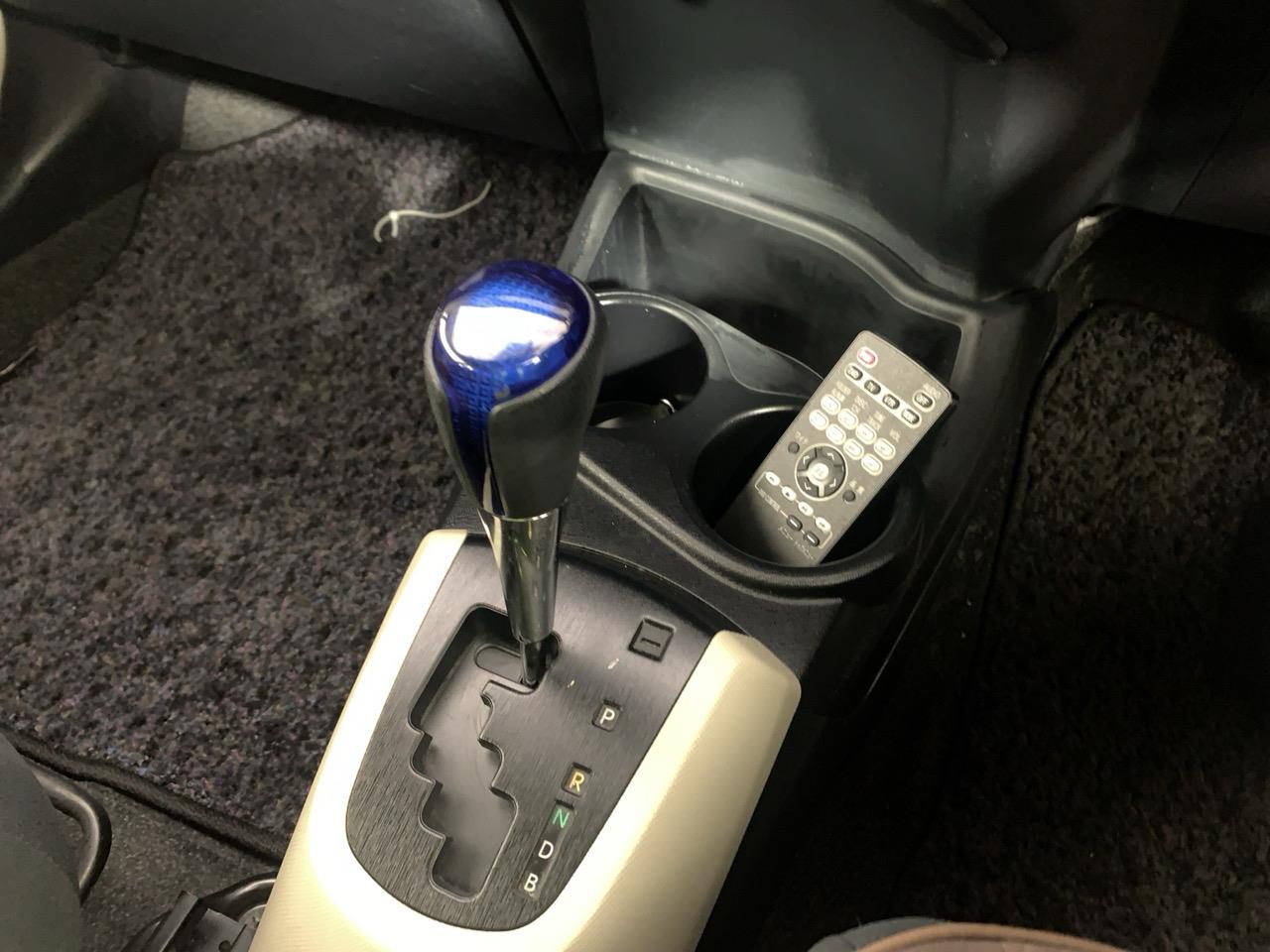 2013 Toyota Aqua G Hatchback REVERSING CAMERA + PUSH BUTTON START + AUTO LIGHTS