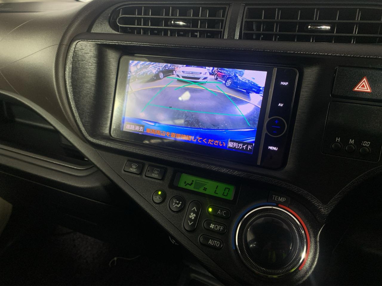 2013 Toyota Aqua G Hatchback REVERSING CAMERA + PUSH BUTTON START + AUTO LIGHTS