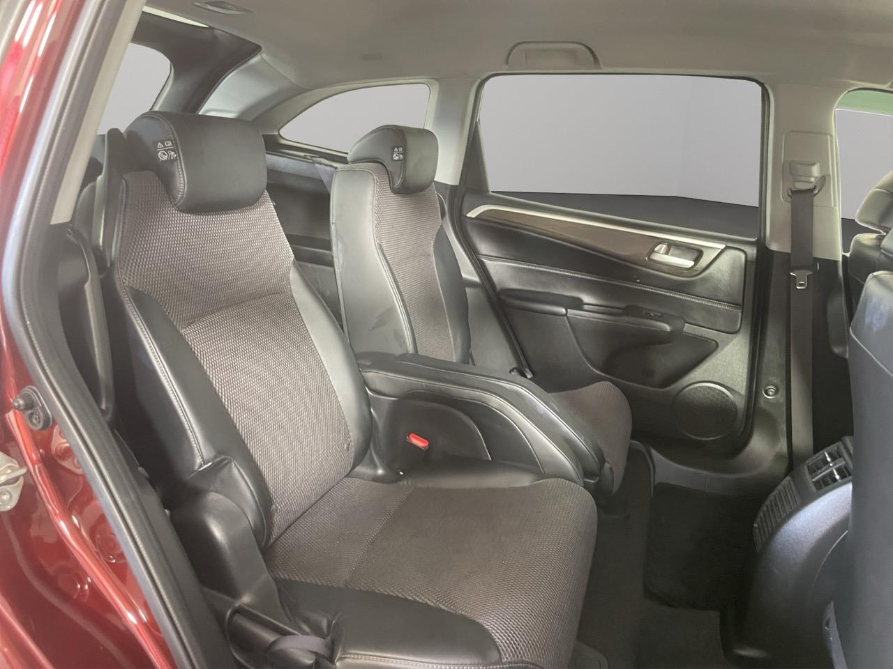 2015 Honda JADE HYBRID X People Mover REVESING CAMERA + CRUISE CONTROL