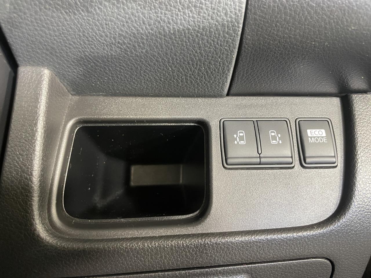 2013 Nissan Serena Hybrid Highway Star People Mover POWER SLIDING DOOR + REVERSING CAMERA