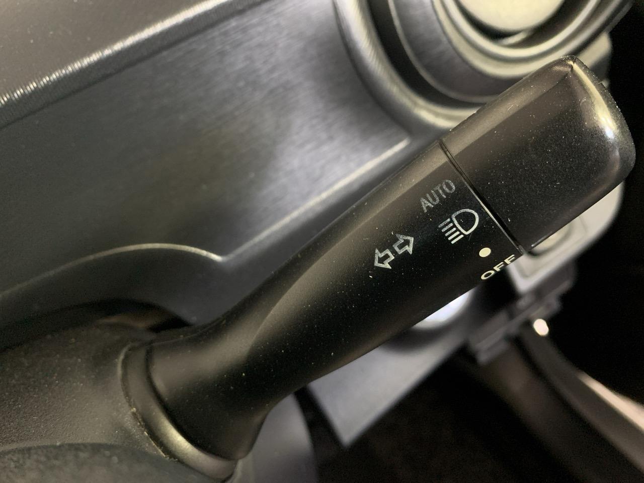 2014 Toyota Aqua G Hatchback PUSH BUTTON START + AUTO LIGHTS