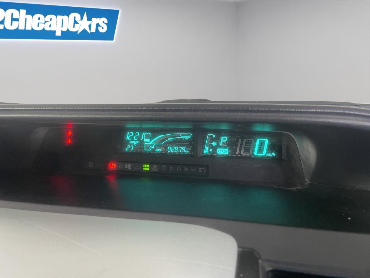 2013 Toyota Aqua S Hatchback REVERSING CAMERA + AUTO LIGHTS + PUSH START