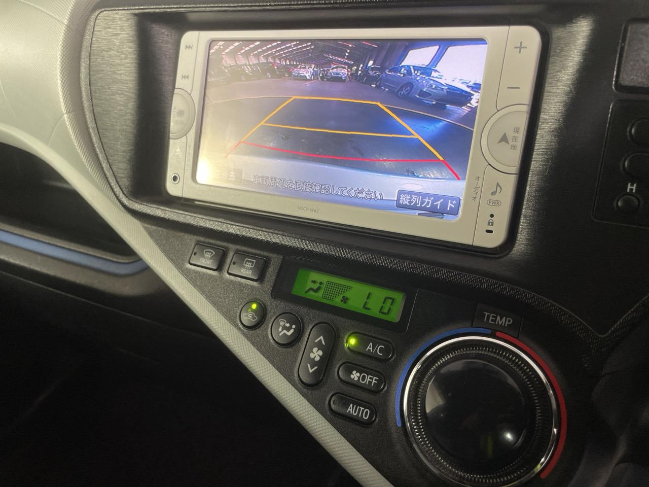 2013 Toyota Aqua S Hatchback REVERSING CAMERA + AUTO LIGHTS + PUSH START