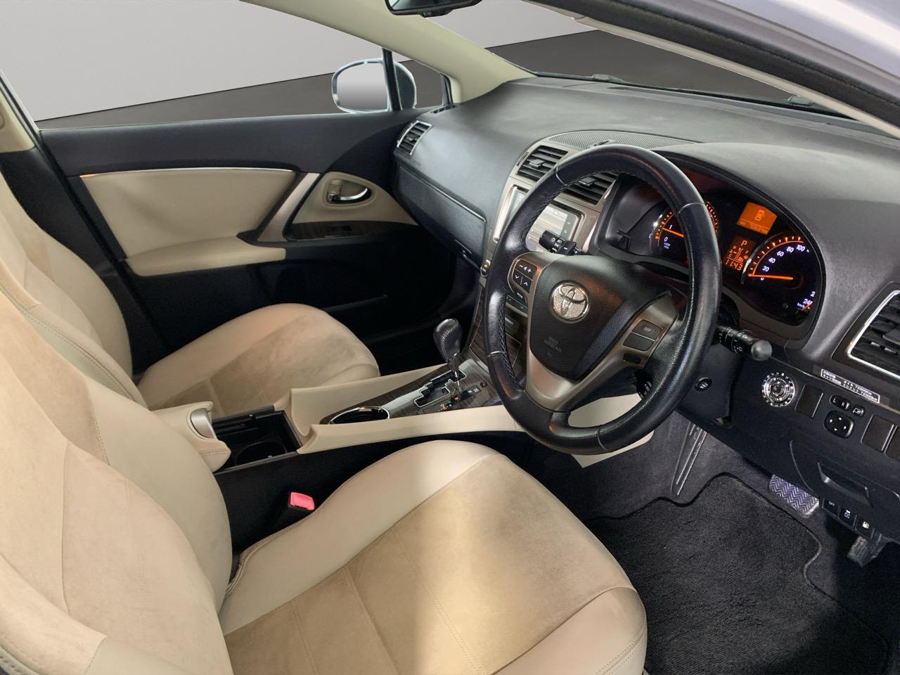 2013 Toyota Avensis WAGON Station Wagon REVESING CAMERA + CRUISE CONTROL