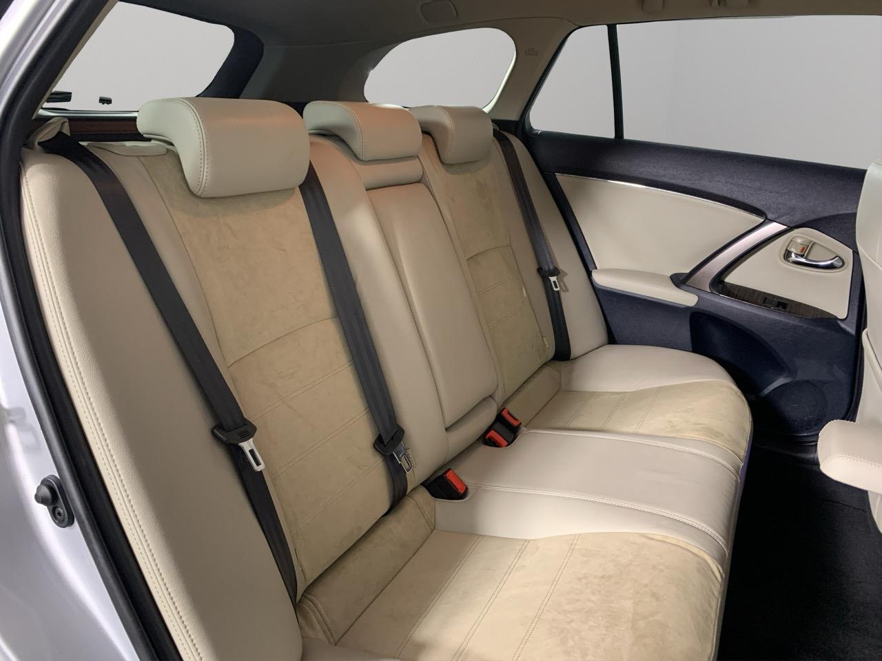 2013 Toyota Avensis WAGON Station Wagon REVESING CAMERA + CRUISE CONTROL