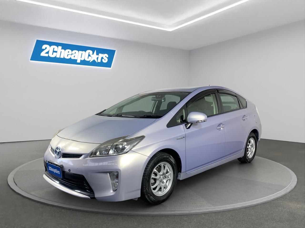 2015 Toyota Prius Hybrid Hatchback