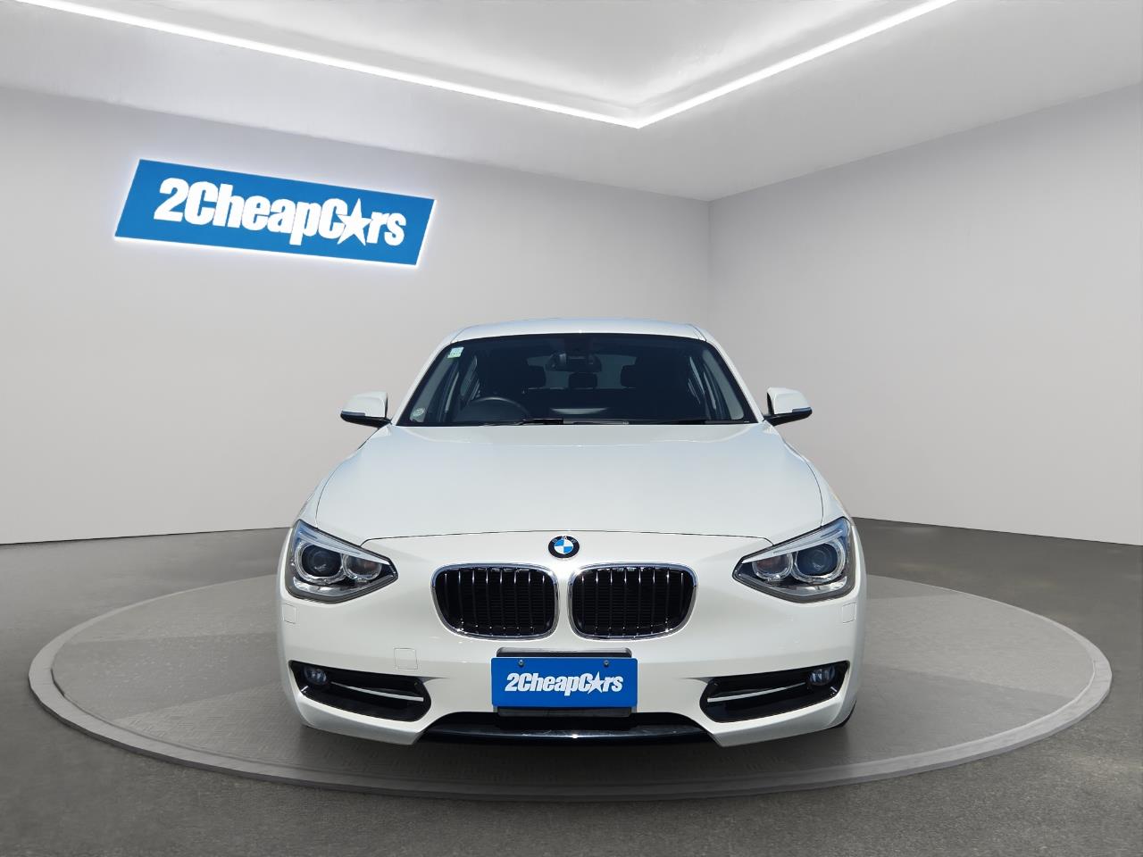 2013 BMW 116i  Hatchback LOW KM + REVERSING CAMERA + SMART KEY