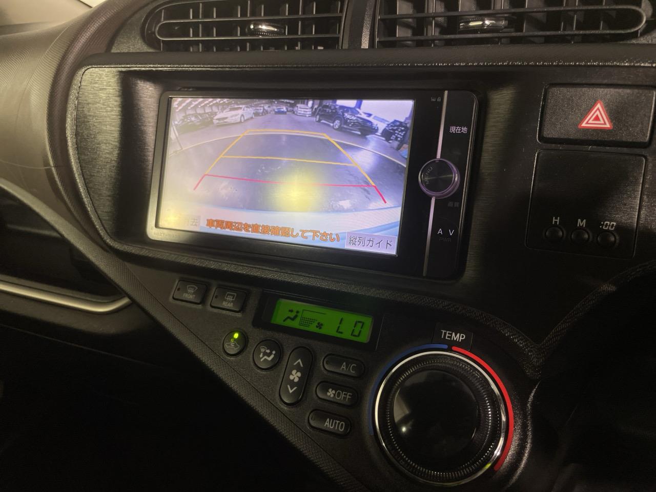 2013 Toyota Aqua G Hatchback REVERSING CAMERA + AUTO LIGHTS + PUSH START