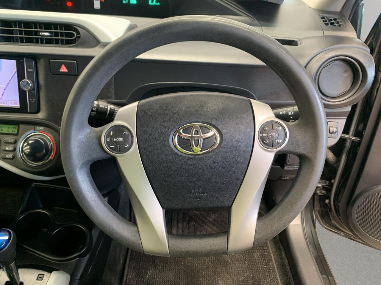 2013 Toyota Aqua S Hatchback PUSH BUTTON START + AUTO LIGHTS + REVERSING CAMERA