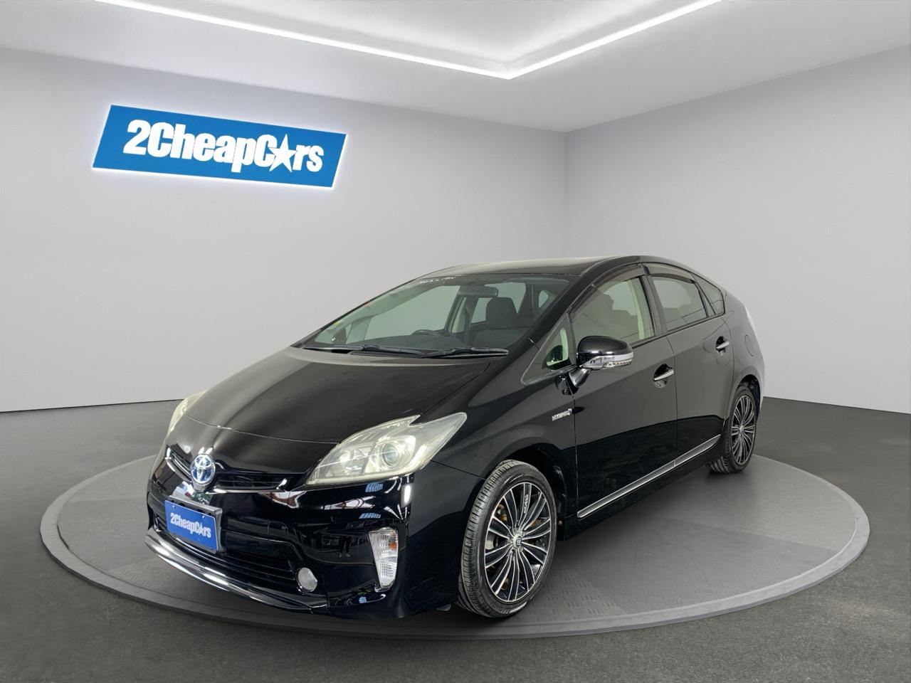 2013 Toyota Prius S Hatchback