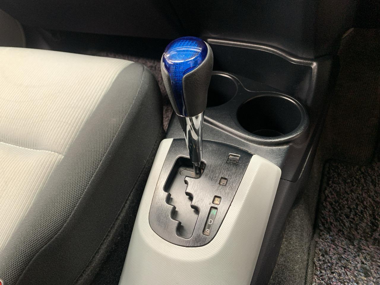 2012 Toyota Aqua S AERO Hatchback HEATED SEATS + PUSH BUTTON START + AUTO LIGHTS