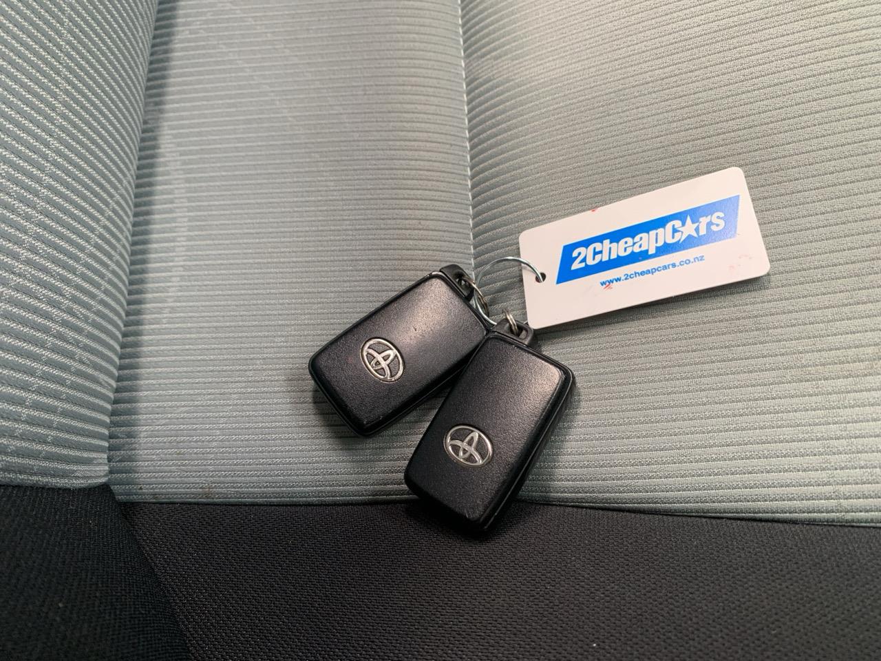 2012 Toyota Aqua S AERO Hatchback HEATED SEATS + PUSH BUTTON START + AUTO LIGHTS