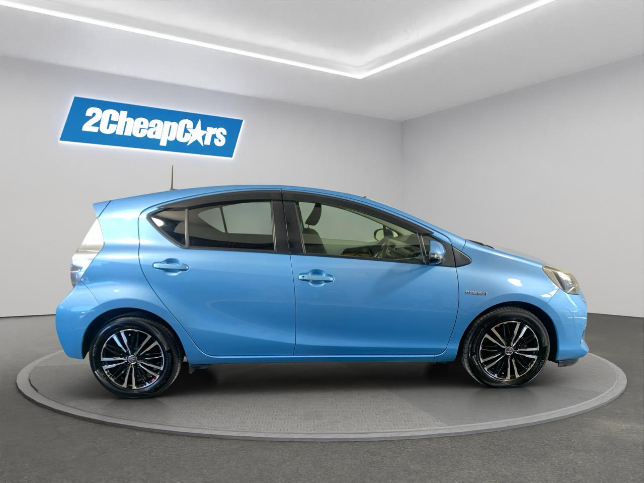 2012 Toyota Aqua S AERO Hatchback HEATED SEATS + PUSH BUTTON START + AUTO LIGHTS