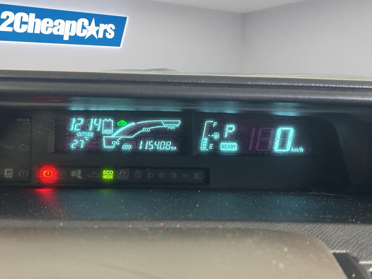 2014 Toyota Aqua G  HEATED SEATS + AUTO LIGHTS + REVERSING CAMERA