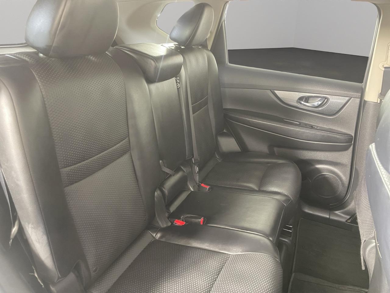 2014 Nissan X-TRAIL 4WD 7 SEATER RV/SUV LOW KM + 4WD + 360 DEGREE CAMERA