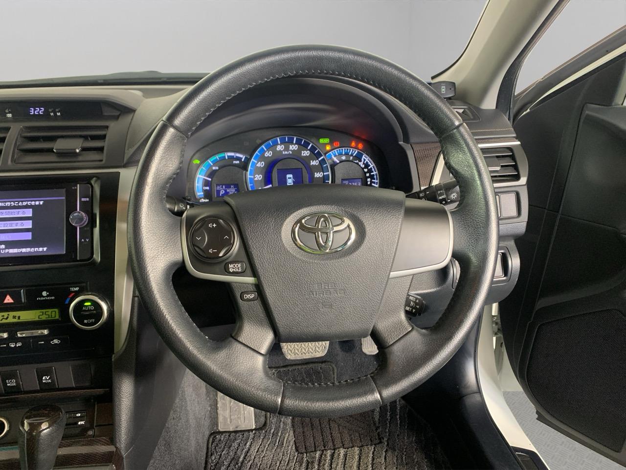 2013 Toyota Camry HYBRID G Sedan CRUISE CONTROL + POWER ADJUSTMENT SEATS